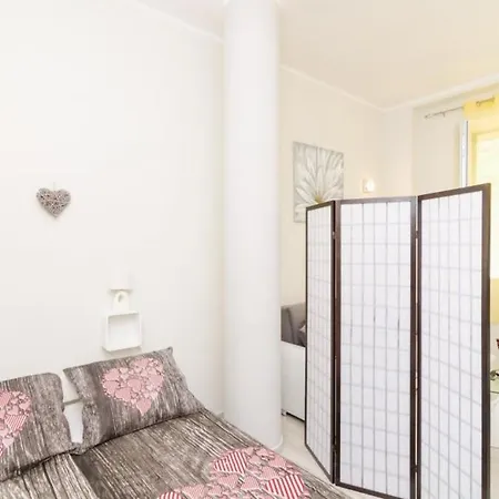 Noxy - Studio With City View Apartman *